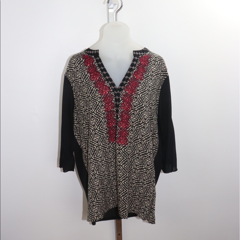 Colorful v- neck woman’s shirt